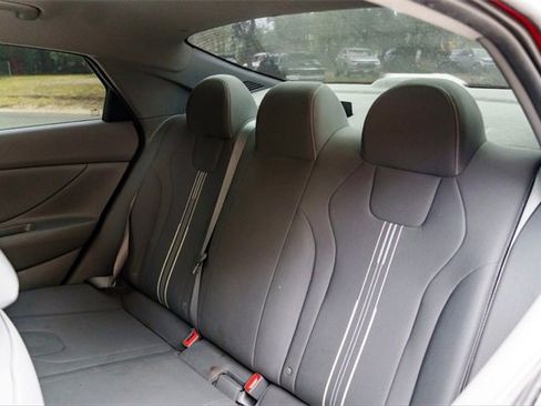 Certified 2022 Hyundai Elantra SEL w/ Cargo Package image 21