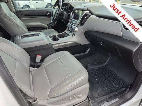 Used 2015 Chevrolet Tahoe LT w/ Luxury Package RWD image 19