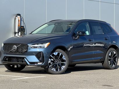 New 2026 Volvo XC60 B5 Plus w/ Climate Package
