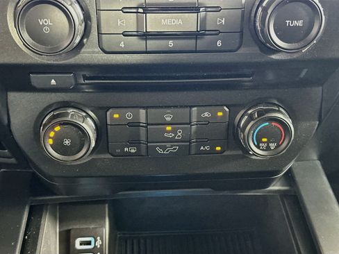 Used 2018 Ford F150 XL w/ Equipment Group 101A Mid RWD image 22