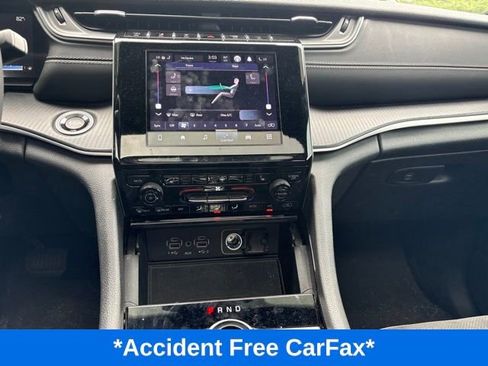 Used 2023 Jeep Grand Cherokee L Laredo AWD/4WD image 10