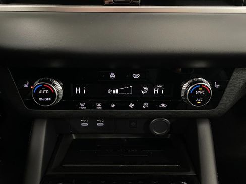 New 2026 Mitsubishi Outlander SE image 25