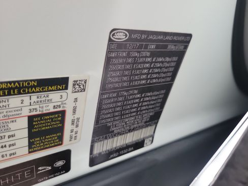 Used 2018 Land Rover Range Rover Sport SE AWD/4WD image 31