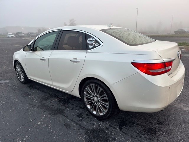 Used 2013 Buick Verano Leather FWD image 6