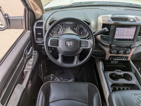 Used 2022 RAM 2500 Laramie AWD/4WD image 16