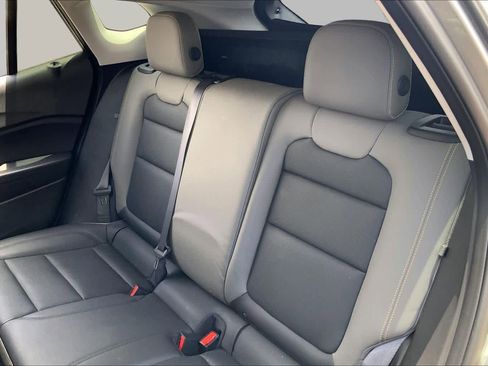 Used 2025 Chevrolet Trax ACTIV FWD image 21