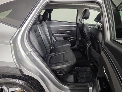 Used 2024 Hyundai Tucson Limited image 16