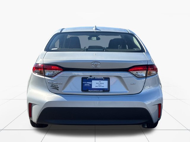 Used 2026 Toyota Corolla LE FWD image 4