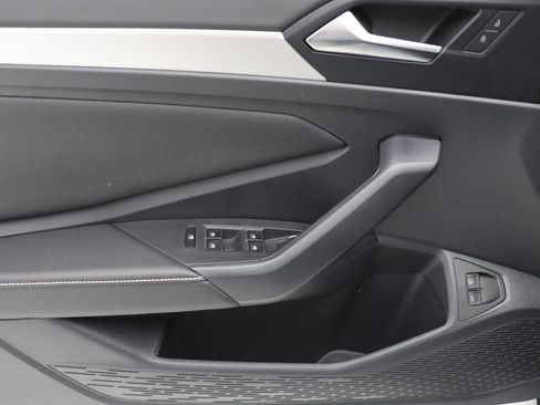 Used 2024 Volkswagen Jetta S image 14