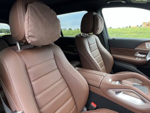 Certified 2026 Mercedes-Benz GLS 450 4MATIC image 21