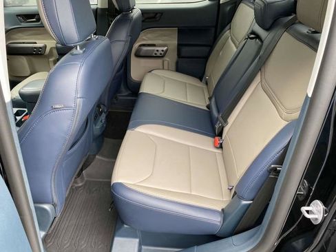 Certified 2025 Ford Maverick Lariat w/ 4K Tow Package image 15