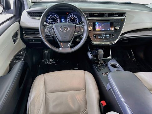 Used 2013 Toyota Avalon XLE Premium FWD image 22