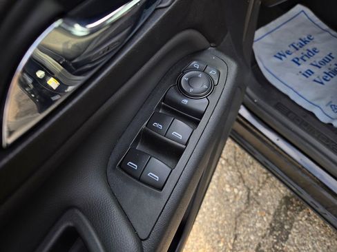 Used 2021 Chevrolet Equinox LT image 14