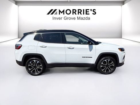 Used 2022 Jeep Compass Limited w/ Sun and Sound Group AWD/4WD image 4