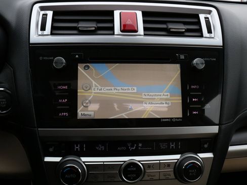 Used 2015 Subaru Legacy 2.5i Limited image 27