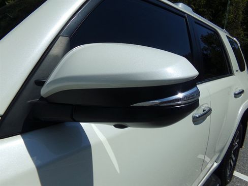 Used 2023 Toyota 4Runner Limited AWD/4WD image 13