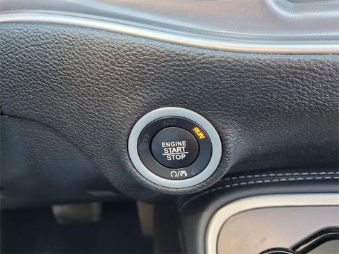 Used 2022 Dodge Challenger GT image 25