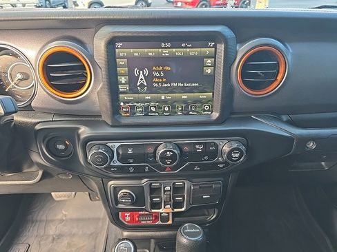 Used 2023 Jeep Gladiator Mojave w/ Trailer Tow Package image 13