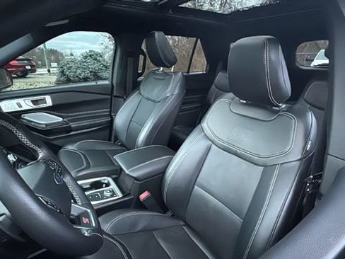 Used 2023 Ford Explorer ST w/ Equipment Group 401A image 32