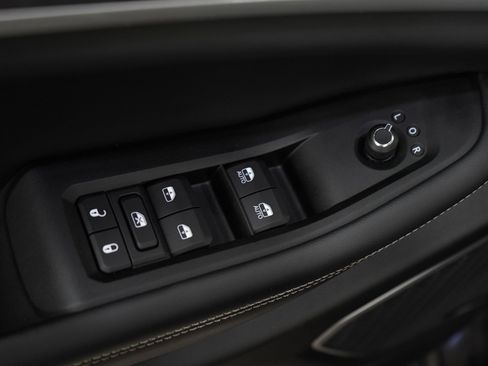 Used 2023 Jeep Grand Cherokee 4WD 4xe w/ Luxury Tech Group II image 20