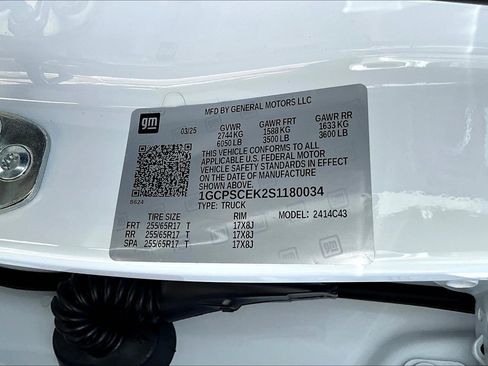 Certified 2025 Chevrolet Colorado LT image 27