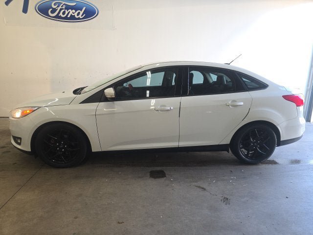 Used 2016 Ford Focus SE w/ Equipment Group 201A FWD image 26