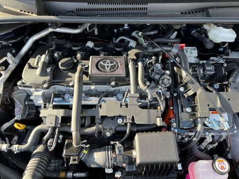 Used 2025 Toyota Corolla LE image 30