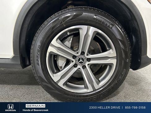 Used 2020 Mercedes-Benz GLC 300 image 27