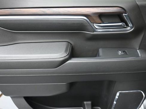 Used 2024 GMC Sierra 1500 SLT w/ SLT Premium Plus Package image 19