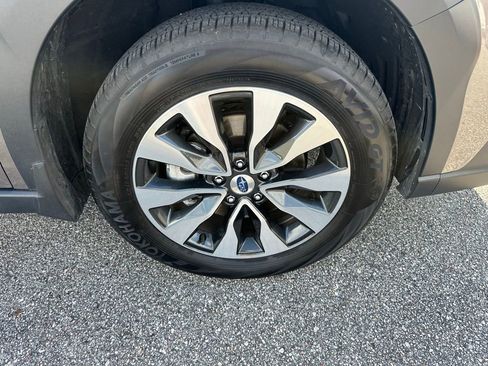 Used 2023 Subaru Outback Limited image 4