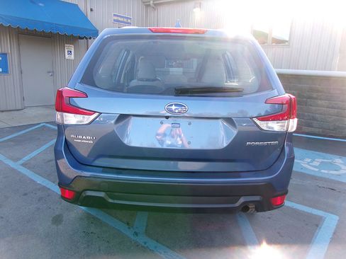 Used 2022 Subaru Forester AWD/4WD image 4
