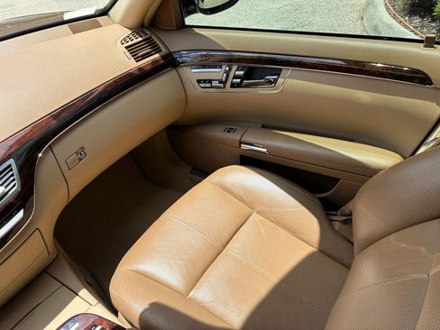 Used 2007 Mercedes-Benz S 550 image 14
