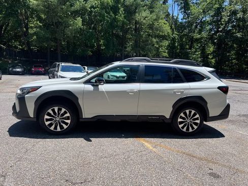 Certified 2024 Subaru Outback Limited AWD/4WD image 5