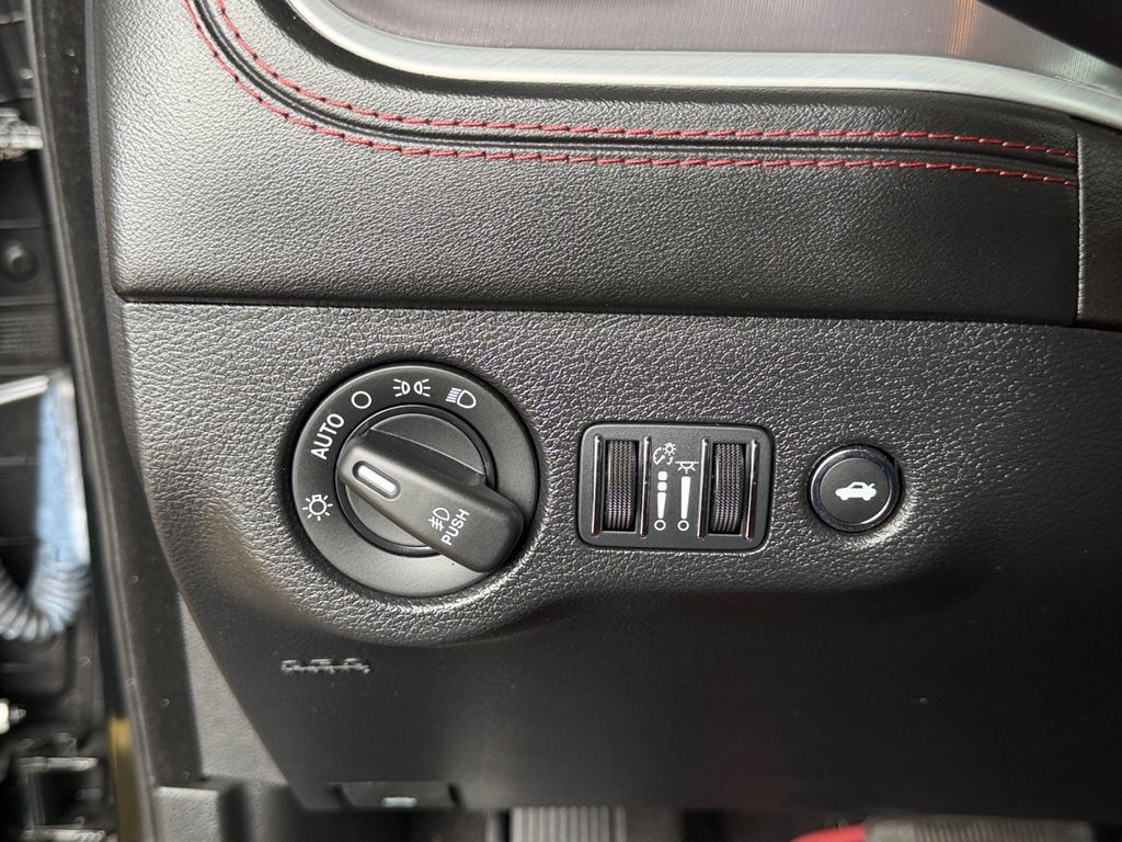 Used 2022 Dodge Charger Scat Pack w/ Plus Group RWD image 24