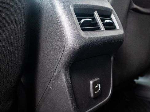 Used 2020 Chevrolet Equinox LT FWD image 28