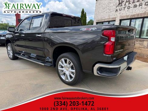 Used 2021 Chevrolet Silverado 1500 LTZ w/ LTZ Convenience Package II AWD/4WD image 9