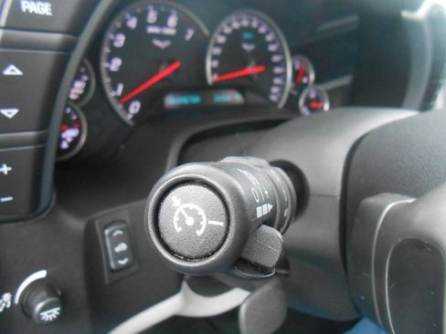 Used 2006 Chevrolet Corvette Convertible w/ Preferred Equipment Group image 26