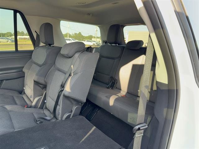 Used 2025 Ford Expedition Active RWD image 11