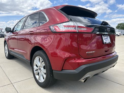 Used 2020 Ford Edge Titanium w/ Equipment Group 301A AWD/4WD image 41