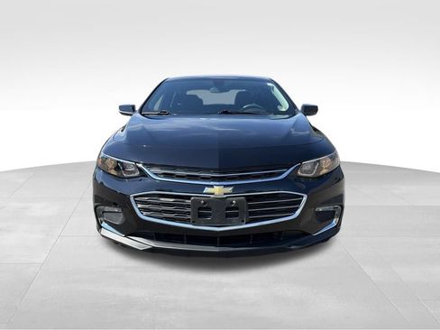 Used 2017 Chevrolet Malibu LT FWD image 11