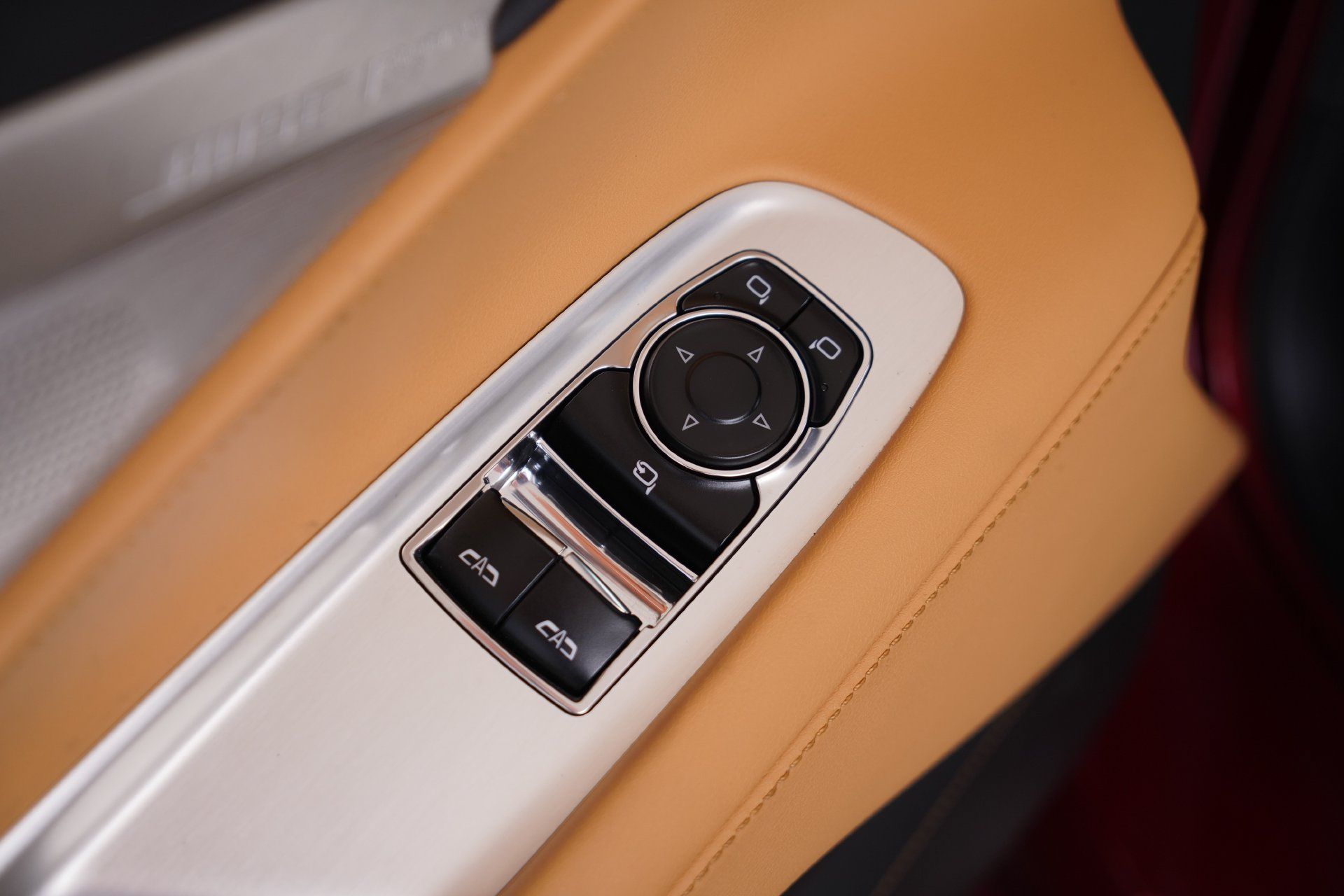 Used 2021 Chevrolet Corvette Stingray Preferred Cpe w/ Engine Appearance Package RWD image 24