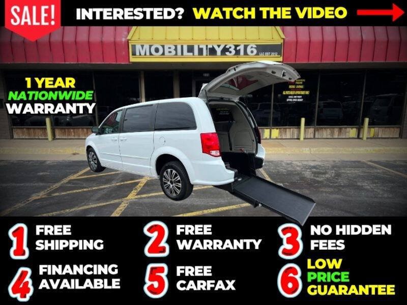 Used 2016 Dodge Grand Caravan SE w/ Quick Order Package 29E SE FWD image 1