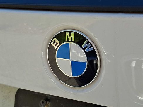 Used 2023 BMW X1 xDrive28i w/ Premium Package AWD/4WD image 4