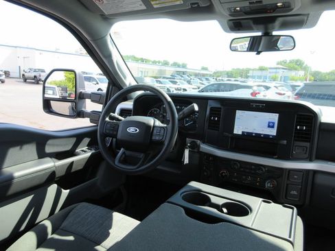 Used 2026 Ford F450 XLT w/ FX4 Off-Road Package AWD/4WD image 24