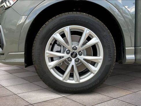 New 2025 Audi Q3 2.0T Premium image 11