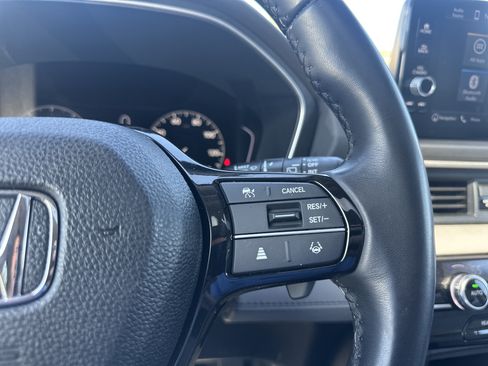 Used 2024 Honda Pilot Touring image 22