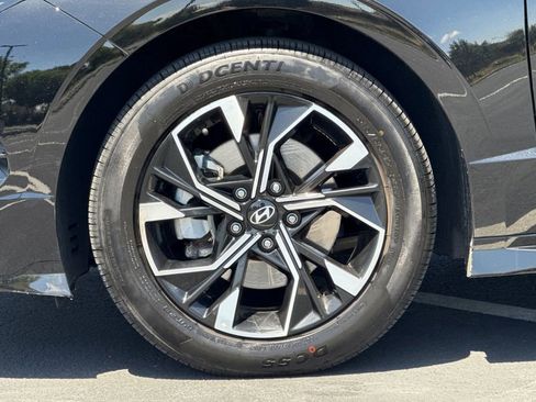 Used 2025 Hyundai Sonata SEL FWD image 14