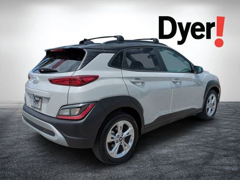 Used 2023 Hyundai Kona SEL FWD image 3