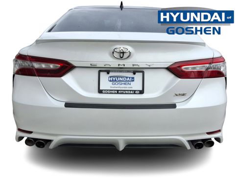 Used 2020 Toyota Camry XSE image 7