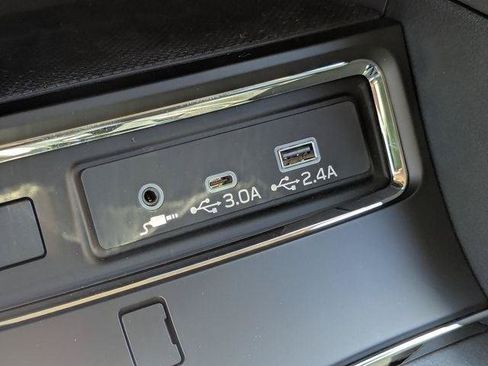 Used 2026 Subaru Ascent Premium AWD/4WD image 23